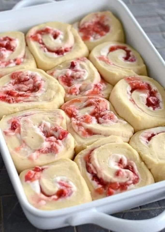 Cream Cheese And Strawberry Rolls Last Night